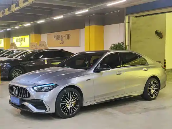 Mercedes-Benz C-Class 2024