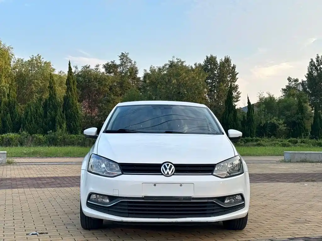 Volkswagen Polo 2016