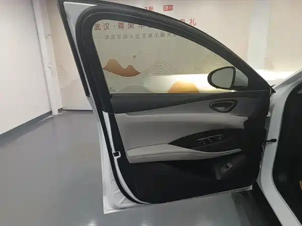 BYD Seal 06 DM-i Travel Edition 2025