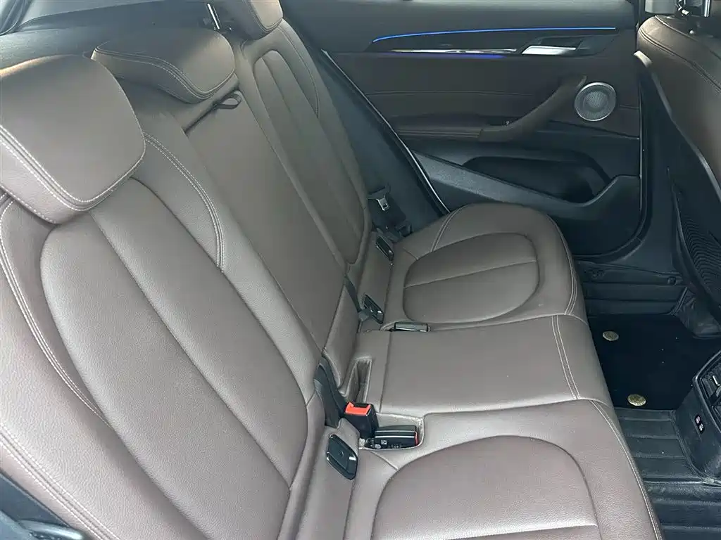 BMW X2 2022 — фото 10
