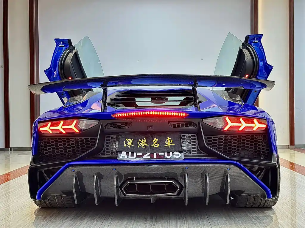 Lamborghini Aventador 2013 — фото 4