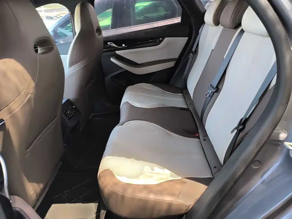 BYD Qin PLUS 2023 — фото 17