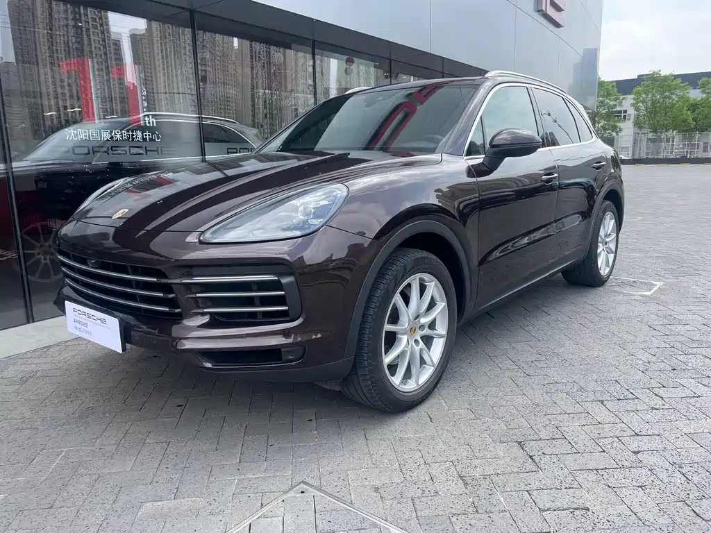 Porsche Cayenne 2018 — фото 1