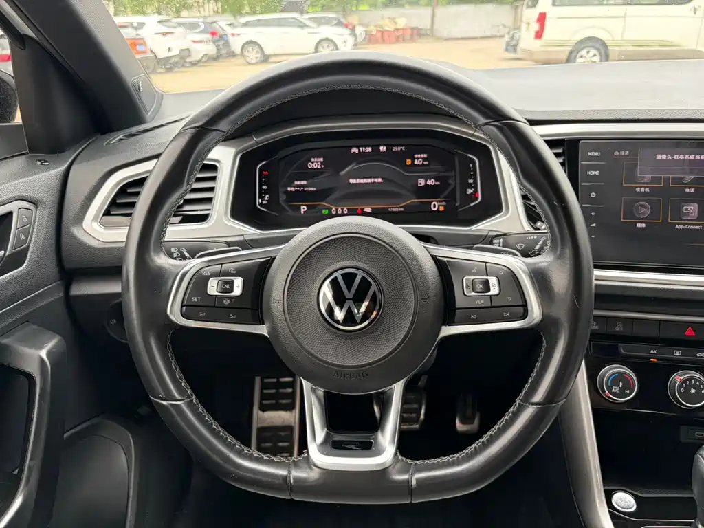 Volkswagen T-Roc 2022 — фото 13