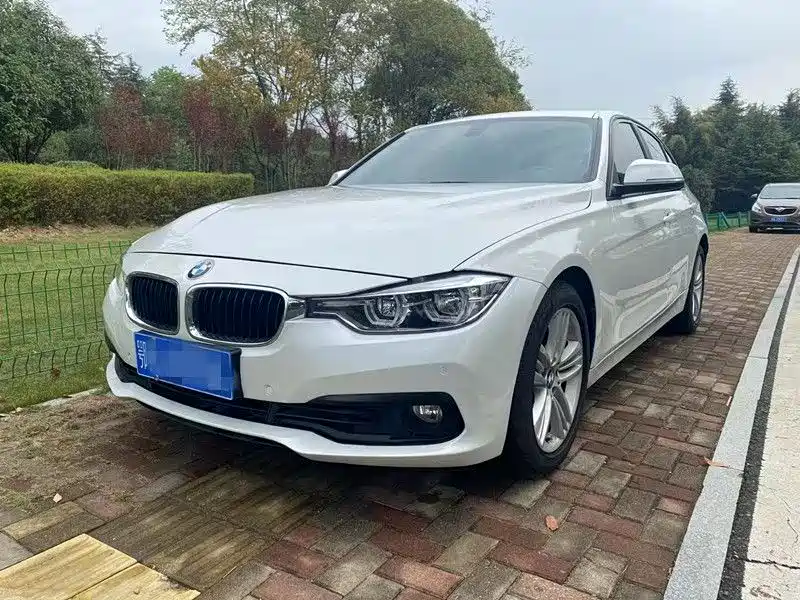 BMW 3 Series 2013