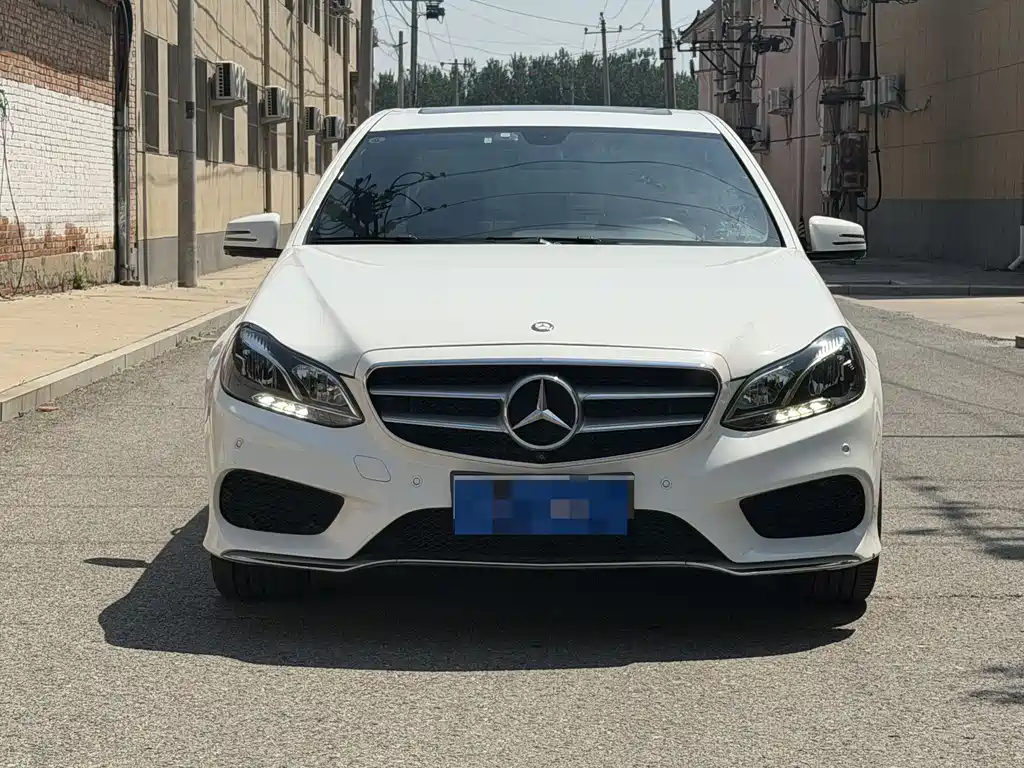 Mercedes-Benz E-Class 2015