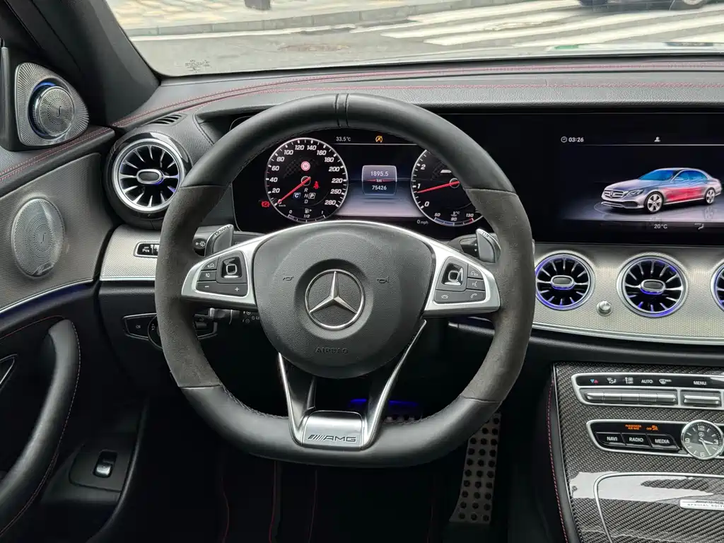 Mercedes-Benz E-Class AMG 2018 — фото 10