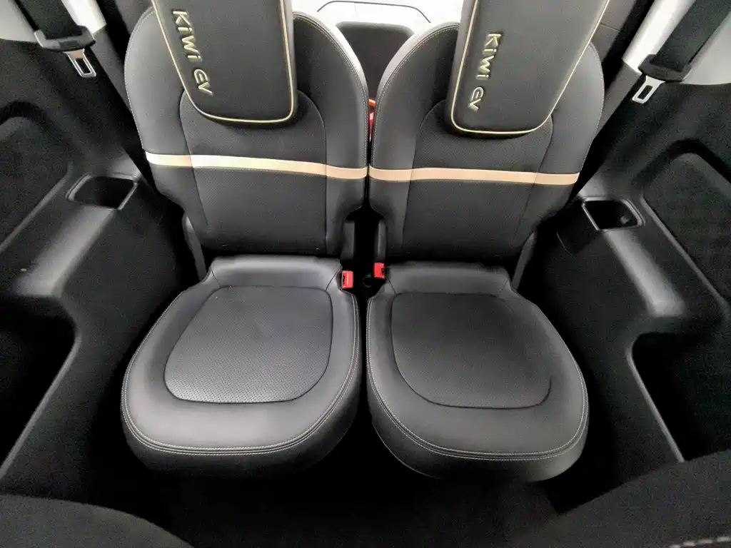 Baojun Kiwi EV 2022 — фото 15