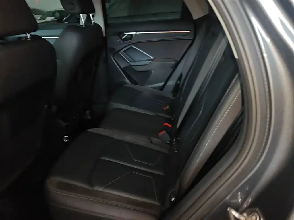 Audi Q3 Sportback 2022 — фото 17