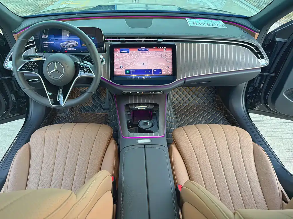 Mercedes-Benz E-Class 2025 — фото 3