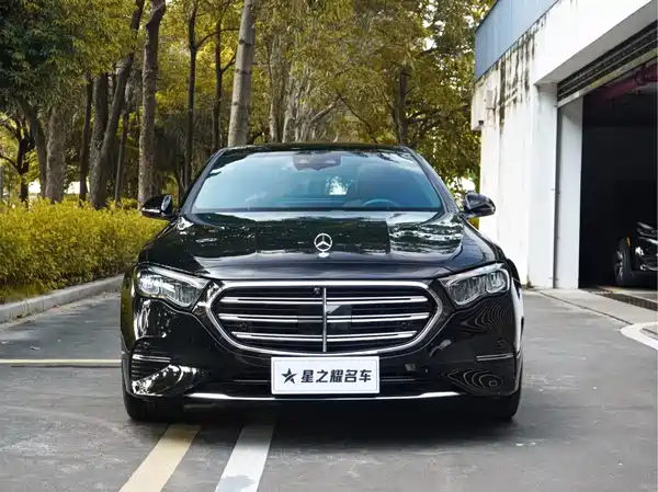 Mercedes-Benz E-Class 2024