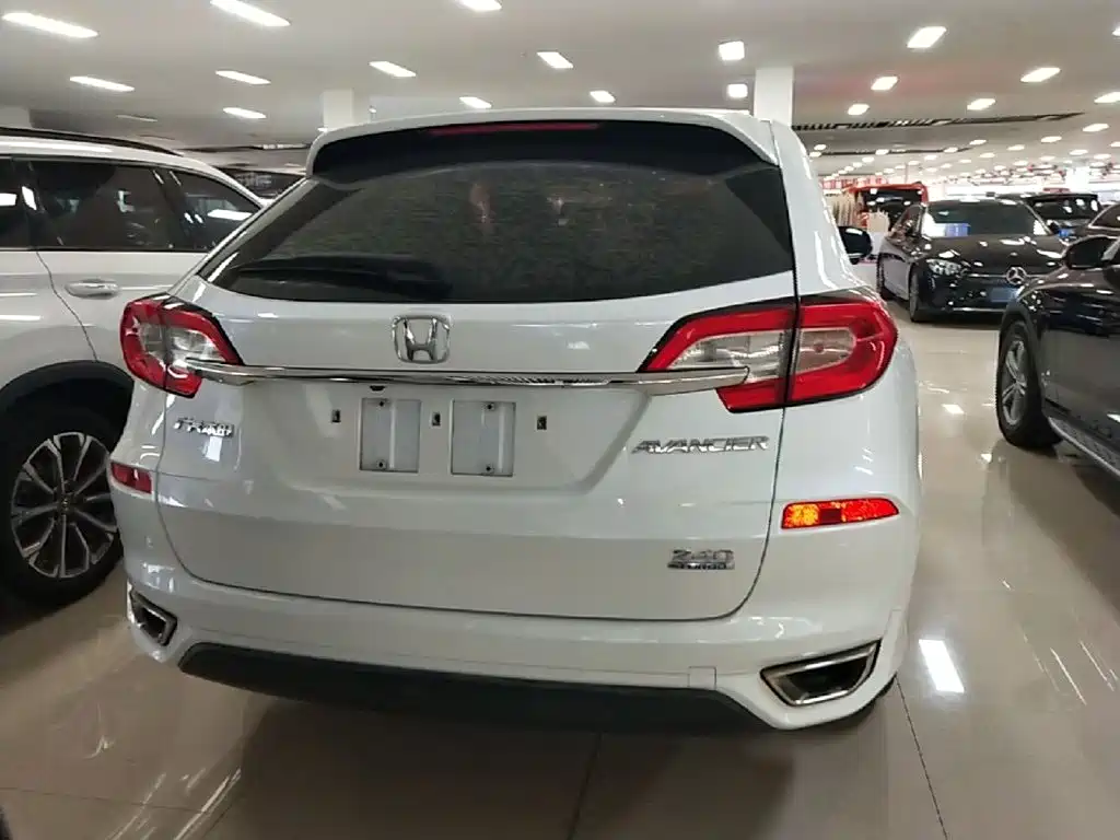 Honda Avancier 2017 — фото 6