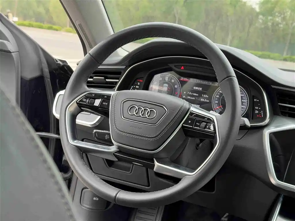 Audi A7L 2025 — фото 12