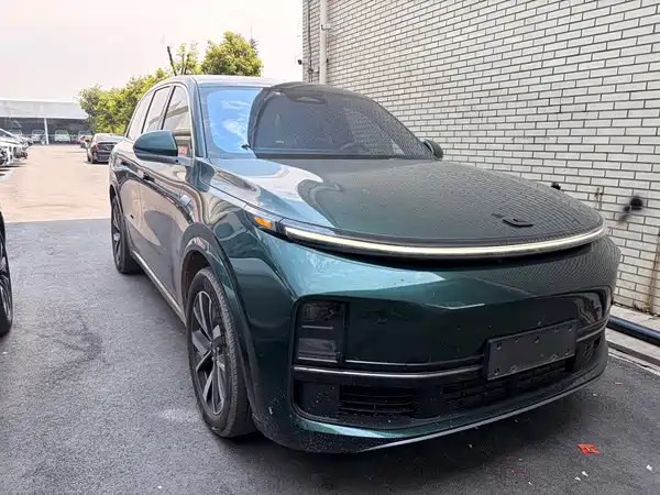 Li Auto L8 2023