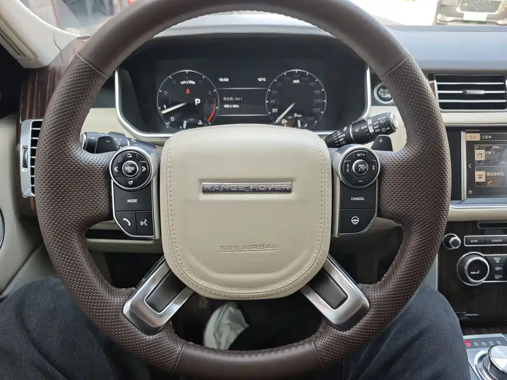 Land Rover Range Rover 2017 — фото 12