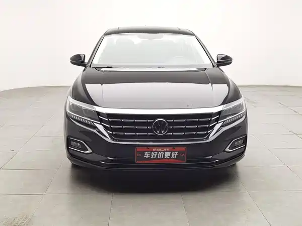 Volkswagen Passat 2021