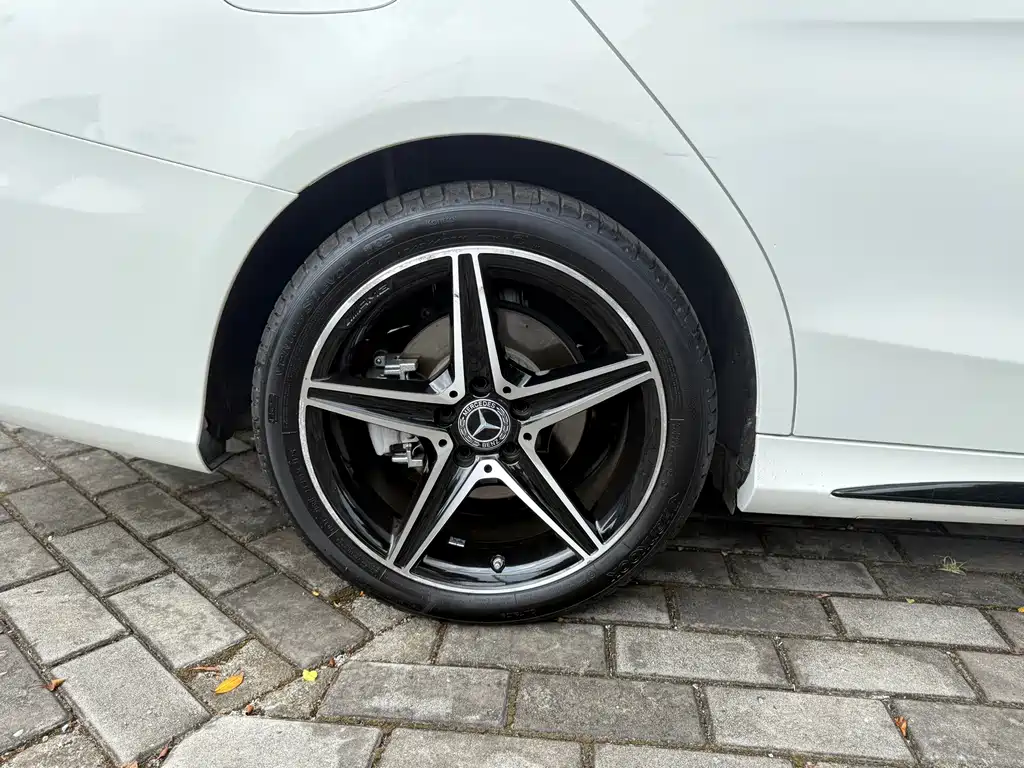 Mercedes-Benz C-Class 2020 — фото 11