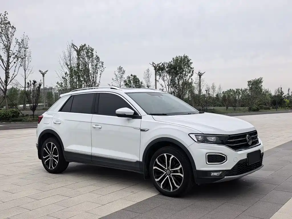 Volkswagen T-Roc 2022 — фото 3