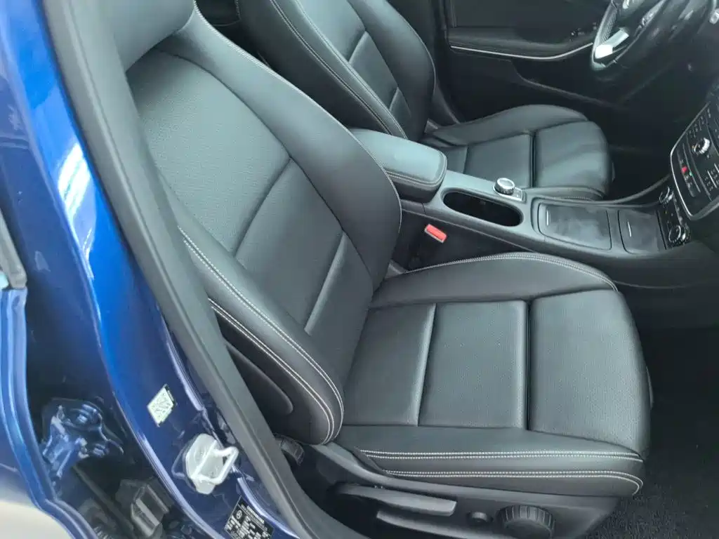 Mercedes-Benz GLA 2017 — фото 18
