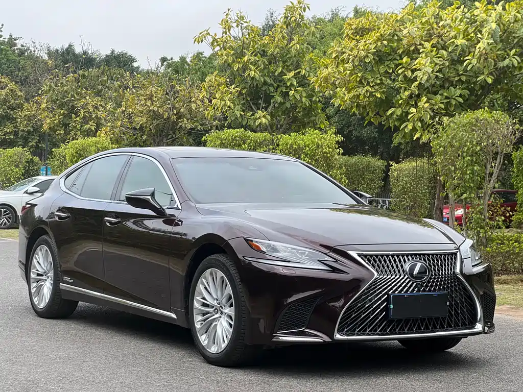 Lexus LS 2019 — фото 3
