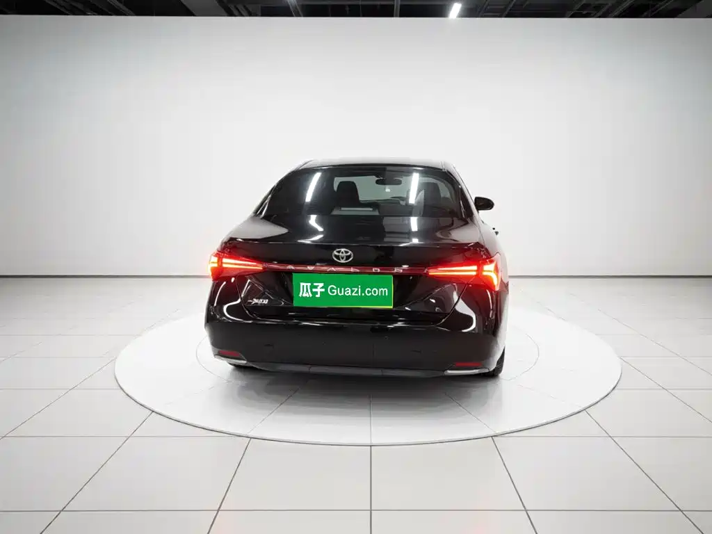 Toyota Avalon 2020
