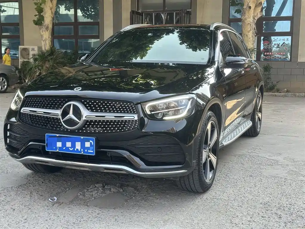 Mercedes-Benz GLC 2023 — фото 1