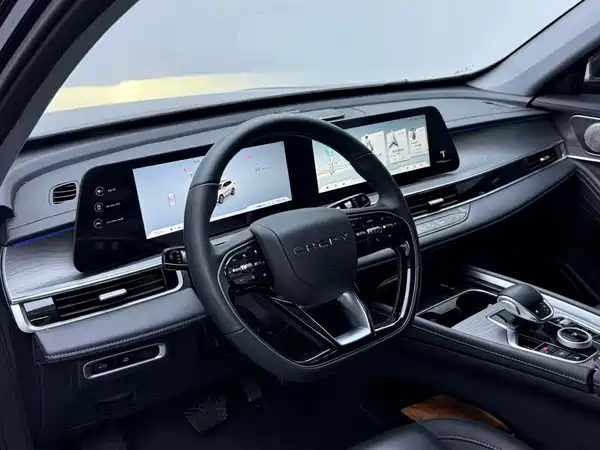 Chery Tiggo 8 PRO 2025