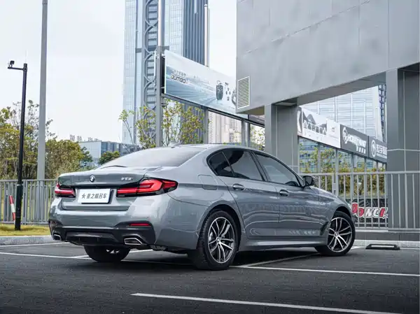 BMW 5 Series 2023