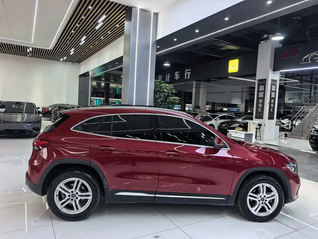 Mercedes-Benz GLA 2023 — фото 17