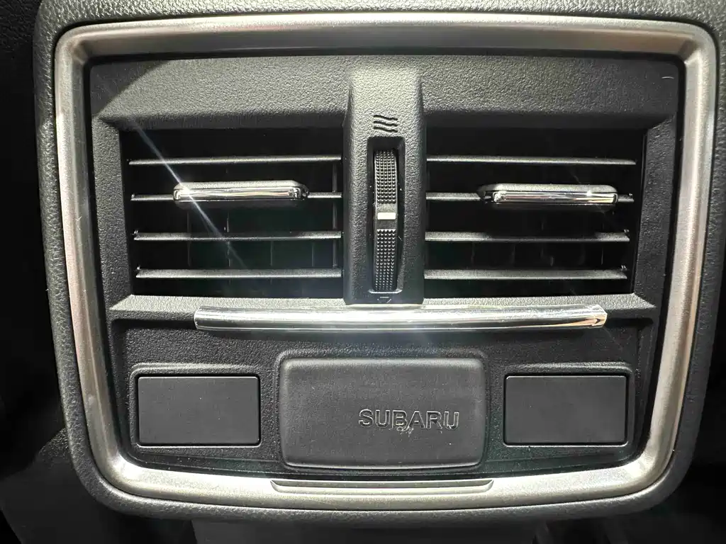Subaru Forester 2024 — фото 15