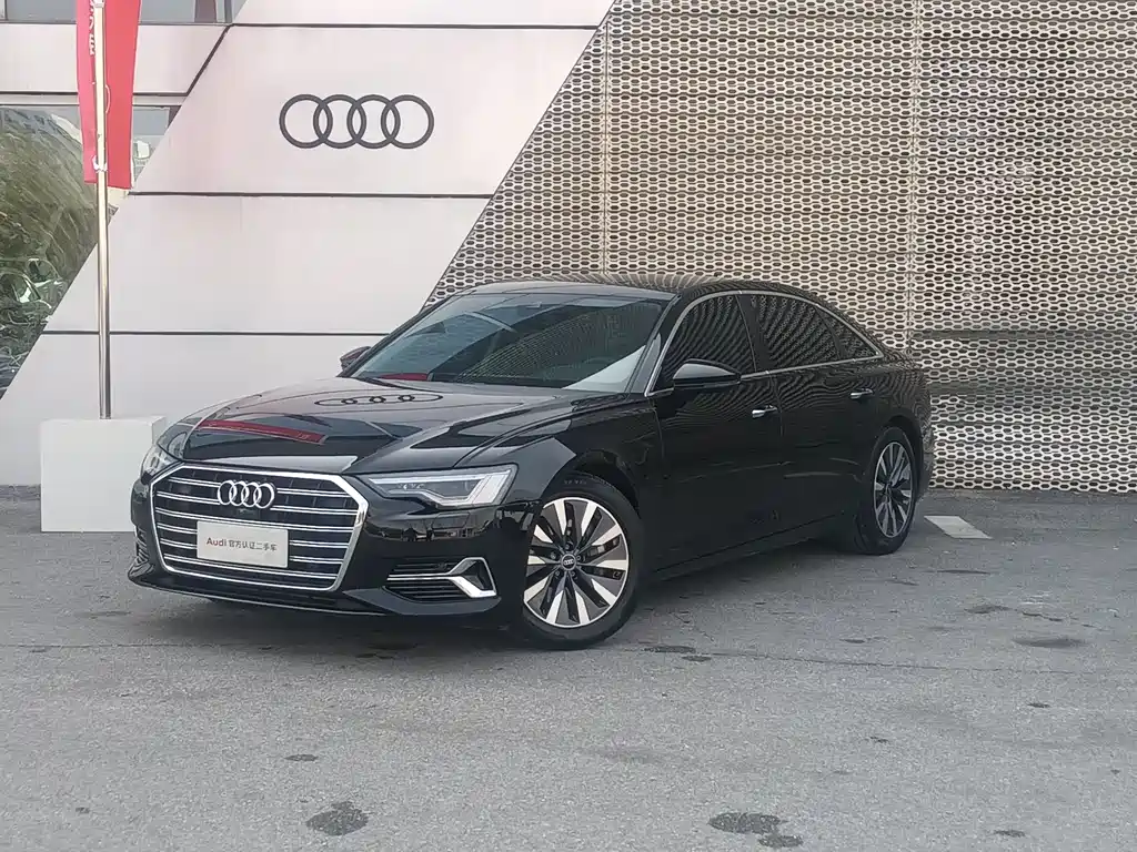 Audi A6L 2024 — фото 1