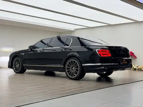 Bentley Flying Spur 2005