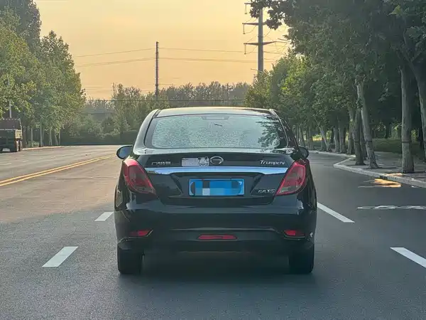 GAC Trumpchi GA3S Vision 2015