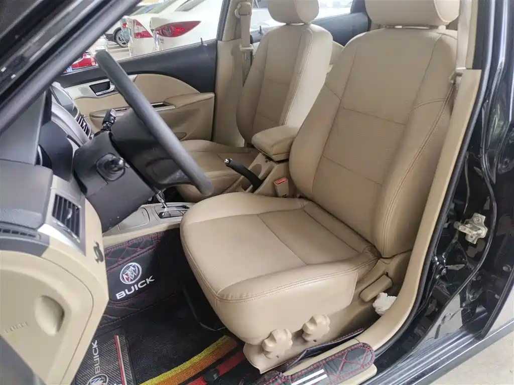 Buick Excelle 2014 — фото 15