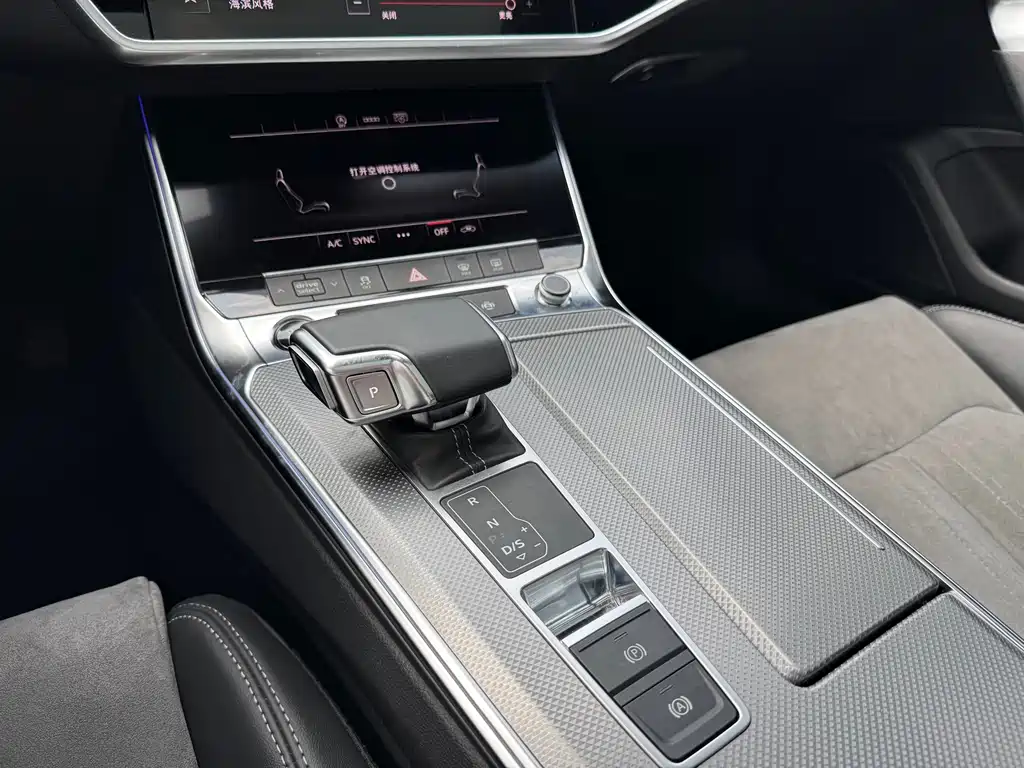 Audi A6L 2021 — фото 11