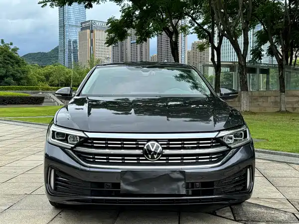 Volkswagen Sagitar 2023
