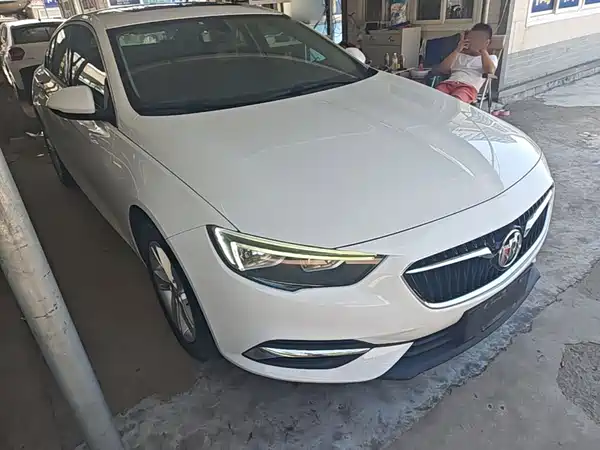 Buick Regal 2018