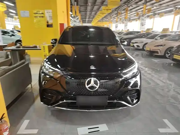 Mercedes-Benz EQE SUV 2024