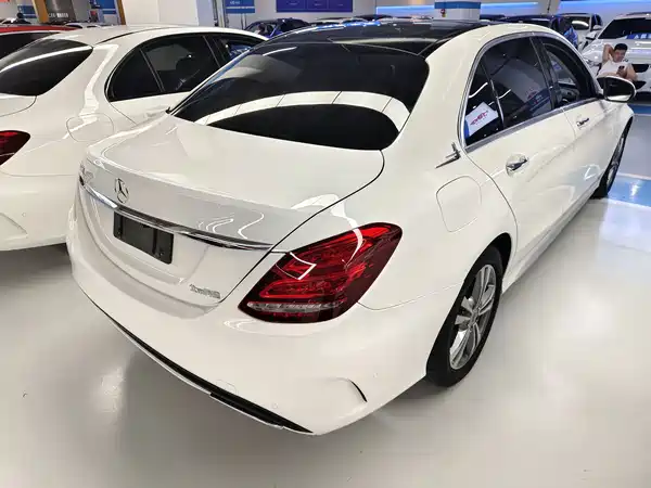 Mercedes-Benz C-Class 2018