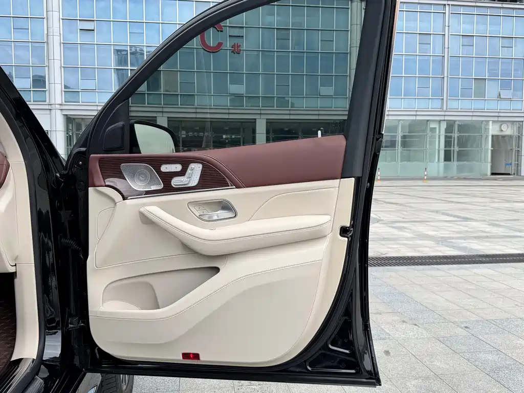 Mercedes-Benz GLS 2022 — фото 26
