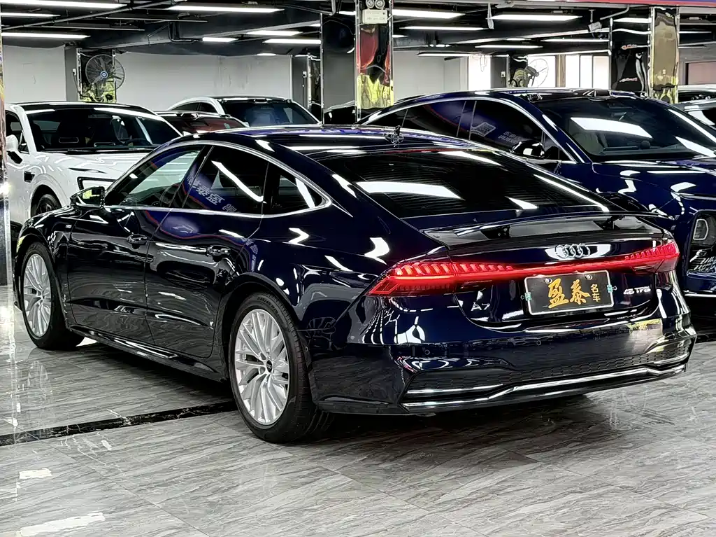 Audi A7 2021 — фото 5