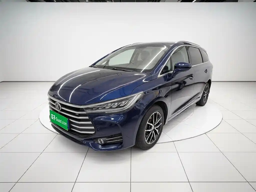 BYD MAX 2017