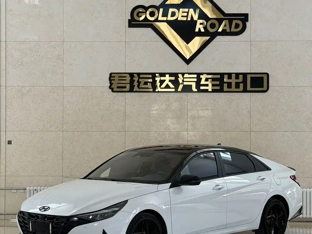 Hyundai Elantra 2023 — фото 6