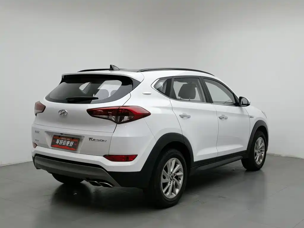 Hyundai Tucson 2018 — фото 2