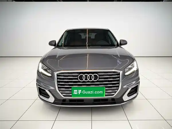 Audi Q2L 2021