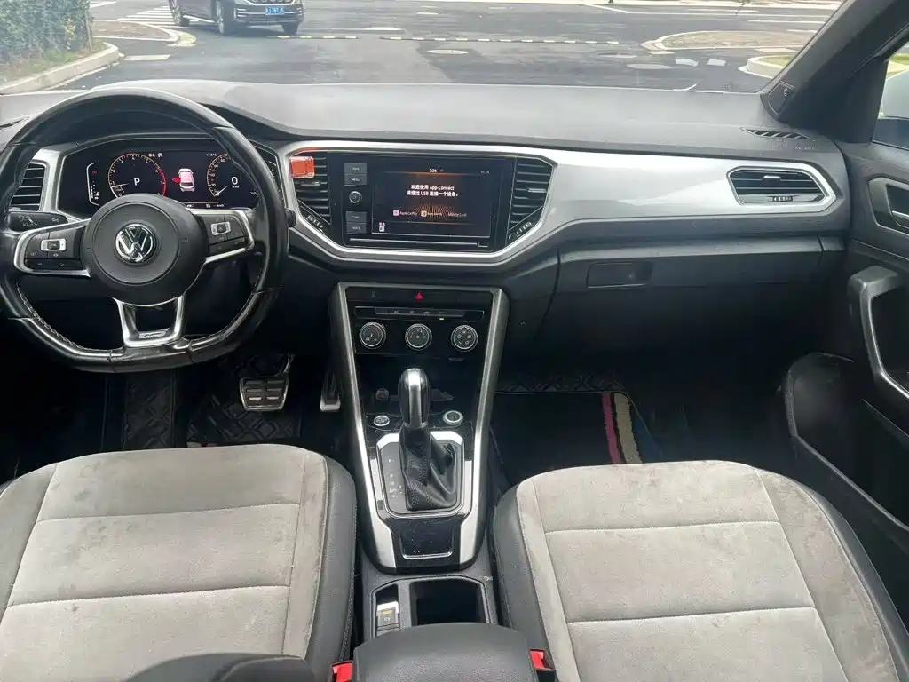 Volkswagen T-Roc 2020 — фото 10