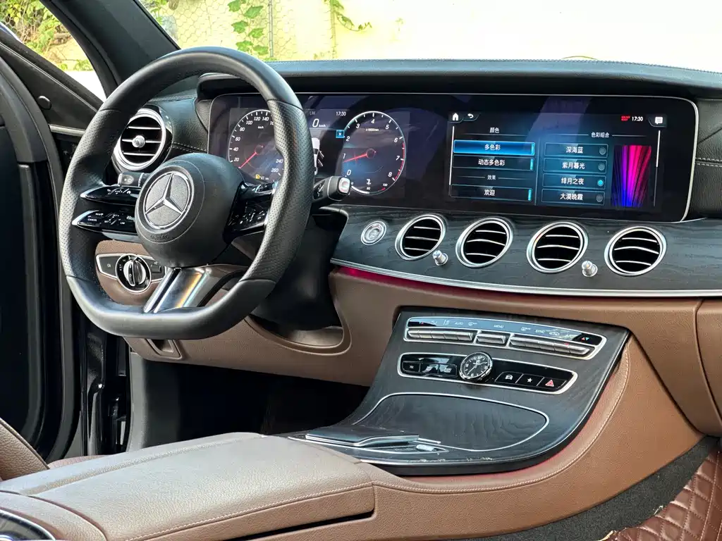 Mercedes-Benz E-Class 2021 — фото 12