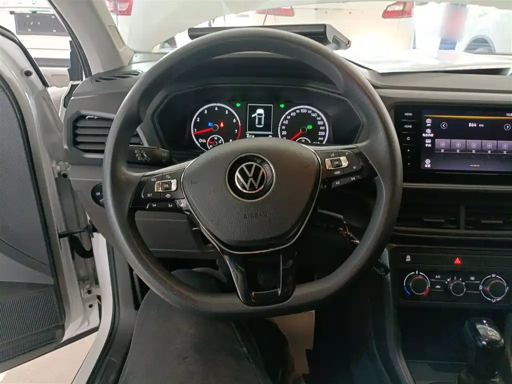 Volkswagen T-Cross 2021 — фото 11