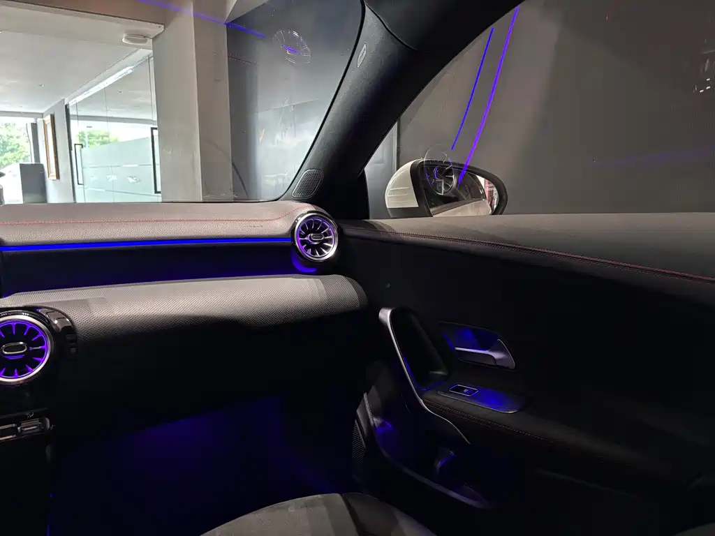 Mercedes-Benz CLA 2021 — фото 11