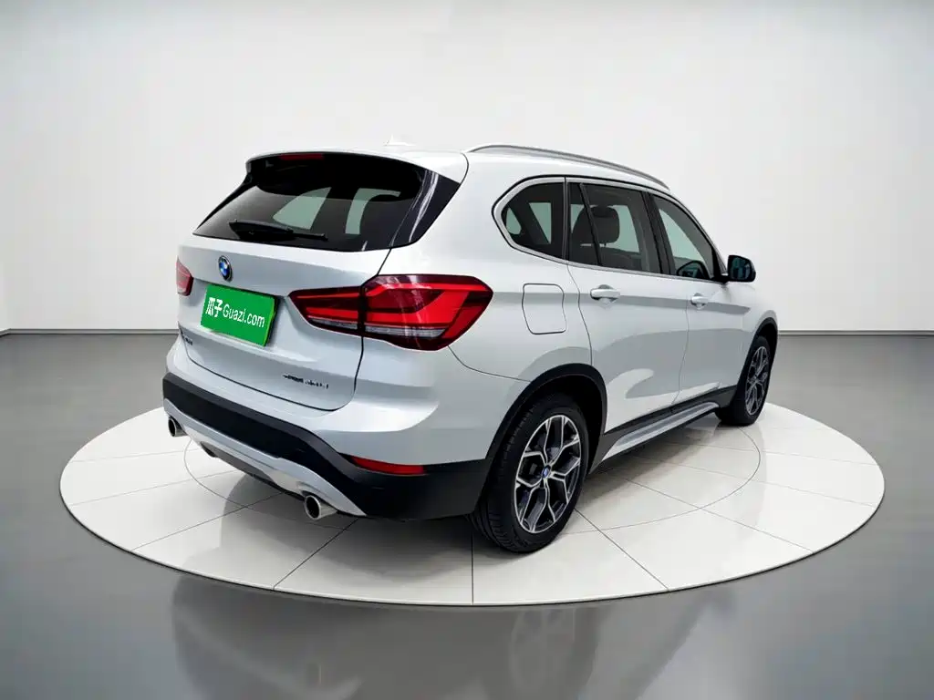 BMW X1 2020 — фото 4